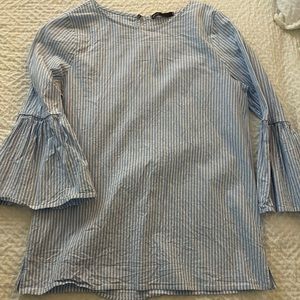 Stripped blouse with flared sleeve